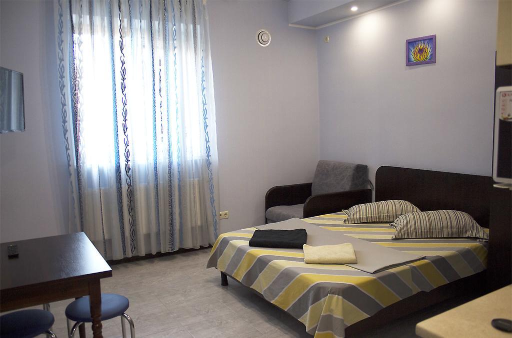 Apartment On Klochkivska Street Kharkiv Bagian luar foto